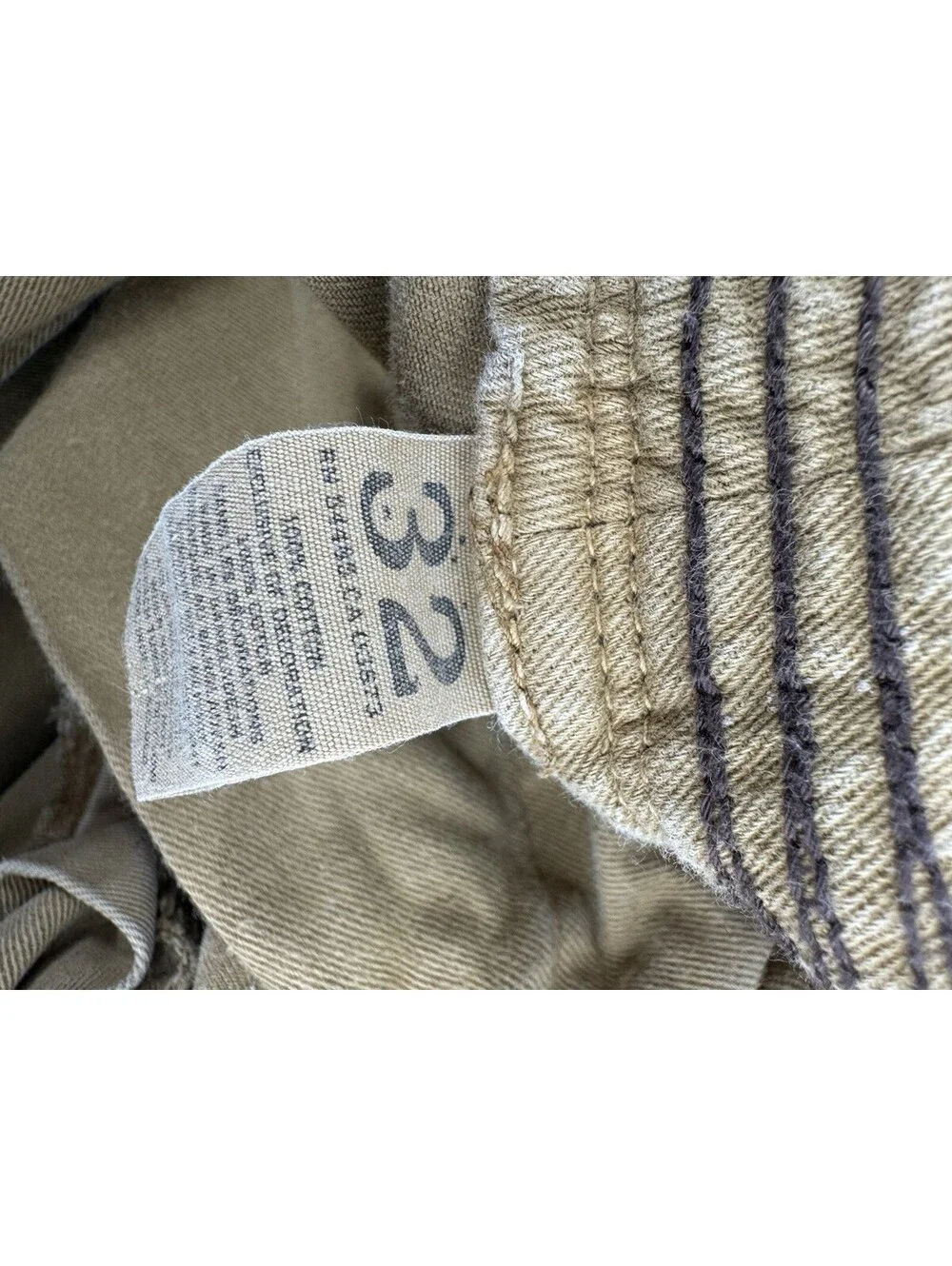 Vintage Y2K American Eagle Khaki Cargo Shorts Size 32